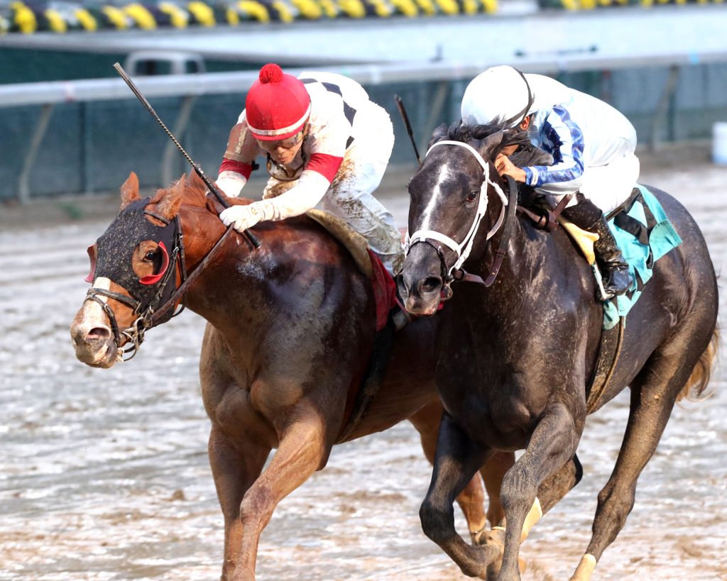 Churchill Downs picks Retrospecto de carreras americanas para hoy