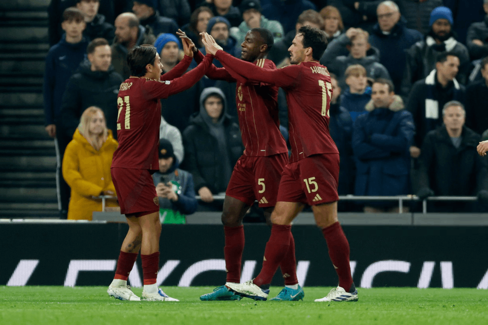 La roma empata el partido contra los Spurs en la Europa League