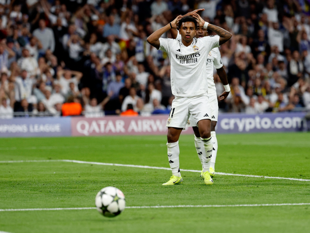 Real Madrid en una misma jugada tras remates de Rodrygo y Bellingham se salvó el Borussia Dortumund