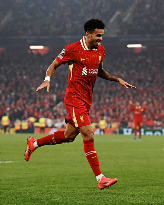 Triplete de lucho díaz en la Champions League