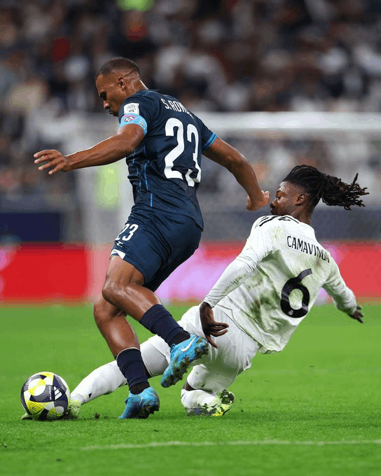 El Venezolano Salomón Rondón fallo una gran oportunidad