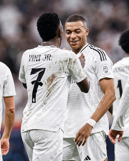 Mbappe anota el primer gol en la Final de la Copa Intercontinental 2024