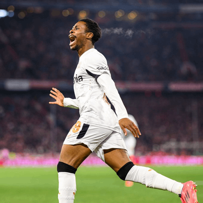Nathan Tella pone en ventaja al Leverkusen en la Pokal