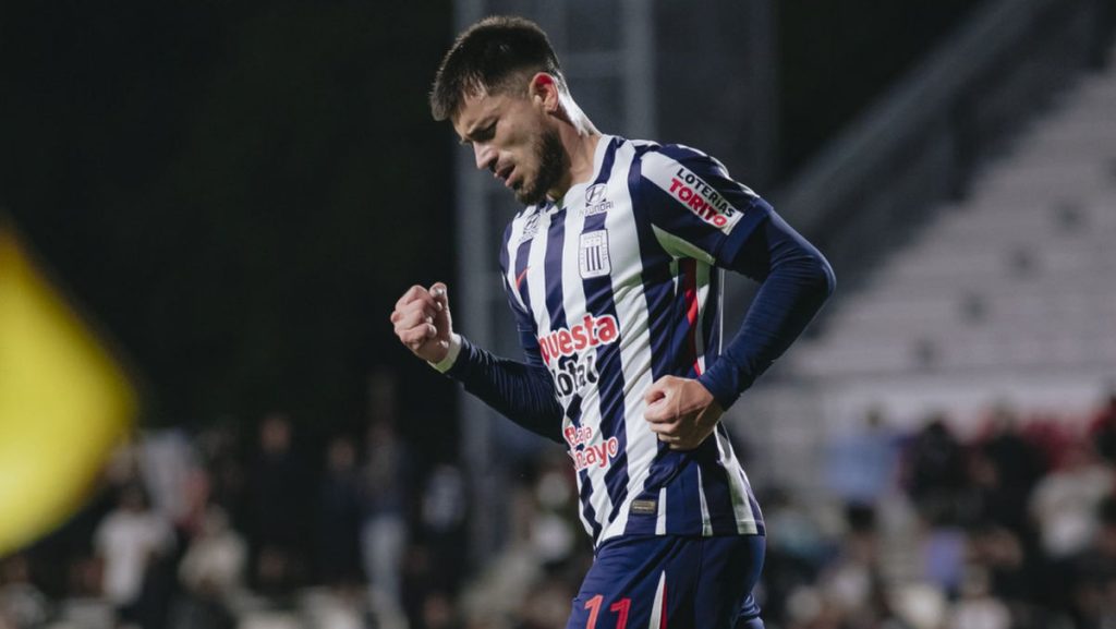 Hinchas de Alianza Lima agreden a jugadores